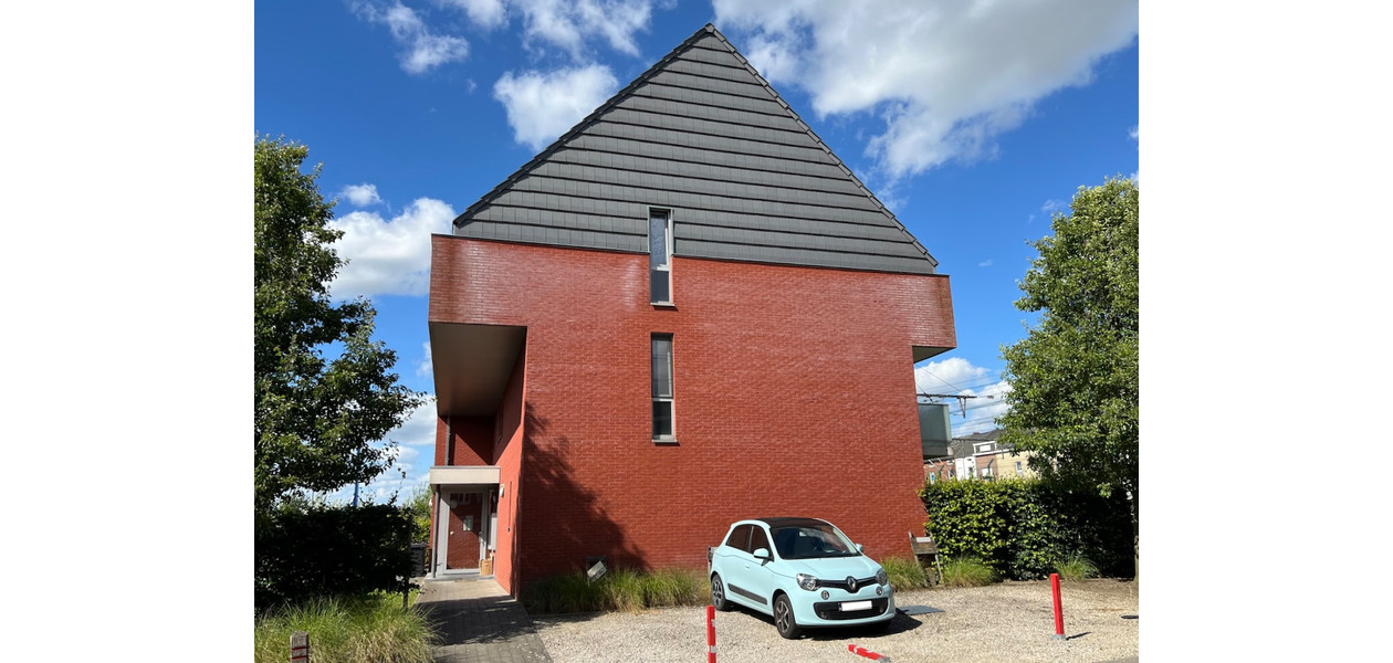 APPARTEMENT BIEN SITUÉE, 1 CHAMBRE - TERRASSE. IDÉAL DÉMARREUR OU INVESTISSEMENT .