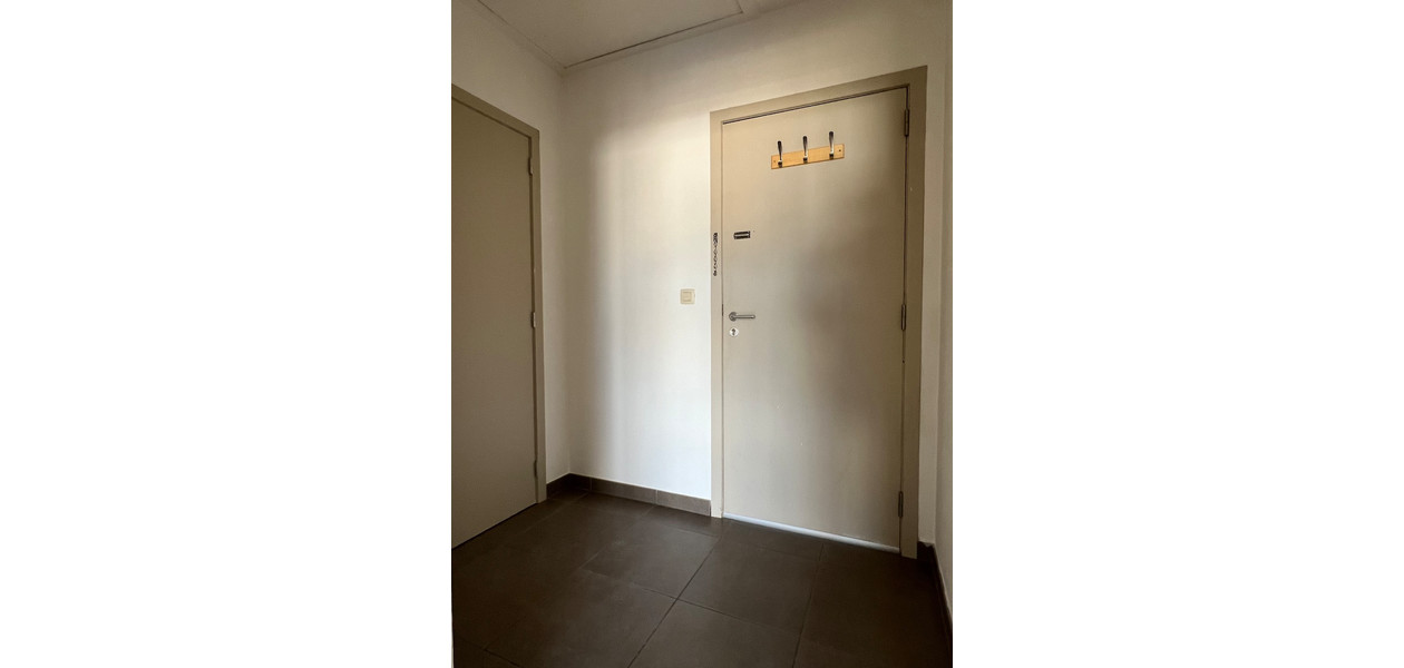 APPARTEMENT BIEN SITUÉE, 1 CHAMBRE - TERRASSE. IDÉAL DÉMARREUR OU INVESTISSEMENT .