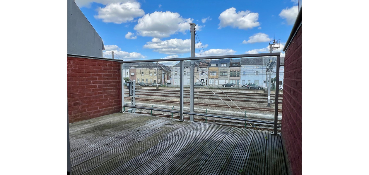 APPARTEMENT BIEN SITUÉE, 1 CHAMBRE - TERRASSE. IDÉAL DÉMARREUR OU INVESTISSEMENT .