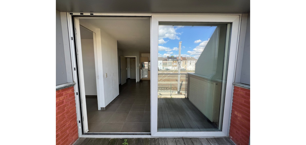 APPARTEMENT BIEN SITUÉE, 1 CHAMBRE - TERRASSE. IDÉAL DÉMARREUR OU INVESTISSEMENT .