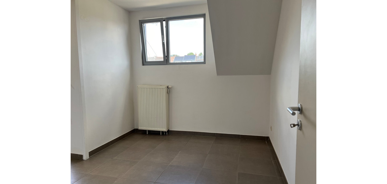 APPARTEMENT BIEN SITUÉE, 1 CHAMBRE - TERRASSE. IDÉAL DÉMARREUR OU INVESTISSEMENT .