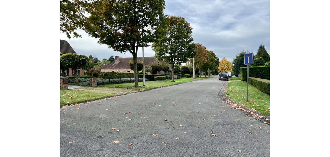 UNIEK GELEGEN VILLA OP EEN PERCEEL VAN 10 ARE