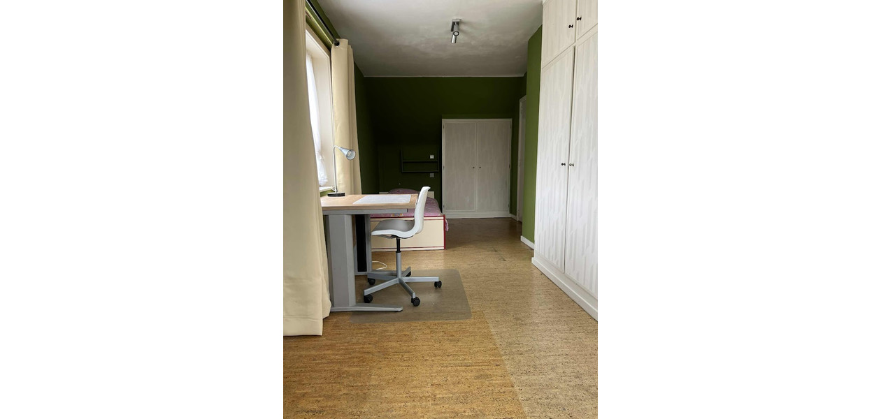 UNIEK GELEGEN VILLA OP CA 9 ARE, 4 SLAAPKAMERS - GARAGE - UITERST RUSTIG GELEGEN
