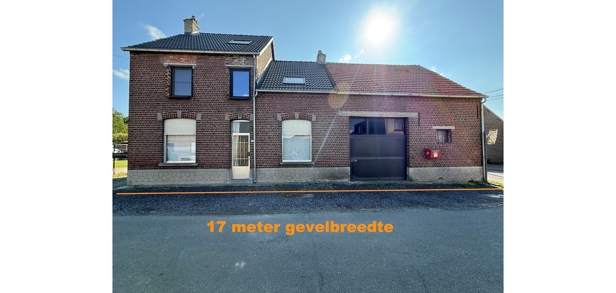 UNIEK TE RENOVEREN LANDHUIS MET ONEINDIGE MOGELIJKHEDEN