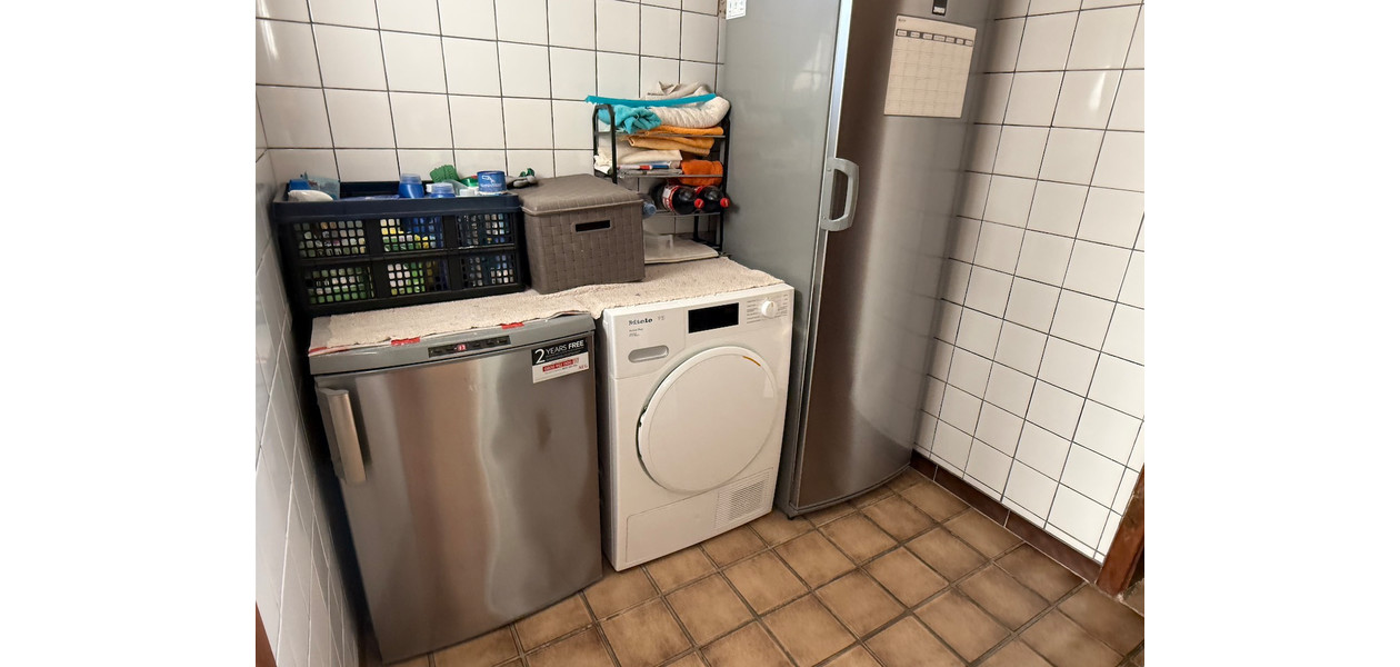 UNIEK TE RENOVEREN LANDHUIS MET ONEINDIGE MOGELIJKHEDEN