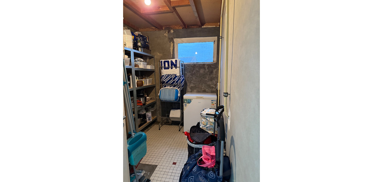 HALF OPEN BEBOUWING OP 530 M2 - 3 SLPKMRS - TUIN - GARAGE