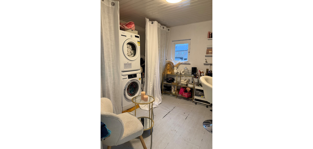 HALF OPEN BEBOUWING OP 530 M2 - 3 SLPKMRS - TUIN - GARAGE