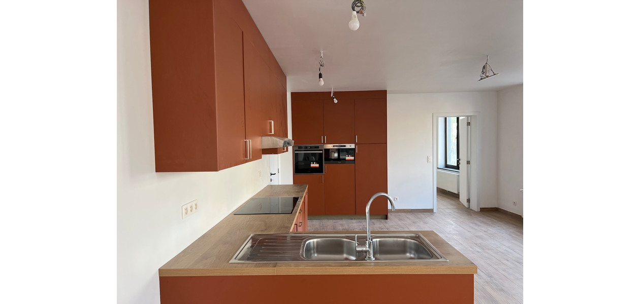 MODERN APPARTEMENT IN VOLLE CENTRUM - MET 2 SLPKMRS