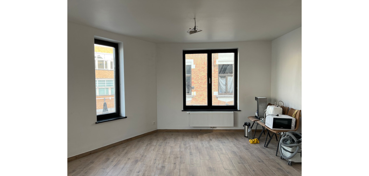 MODERN APPARTEMENT IN VOLLE CENTRUM - MET 2 SLPKMRS