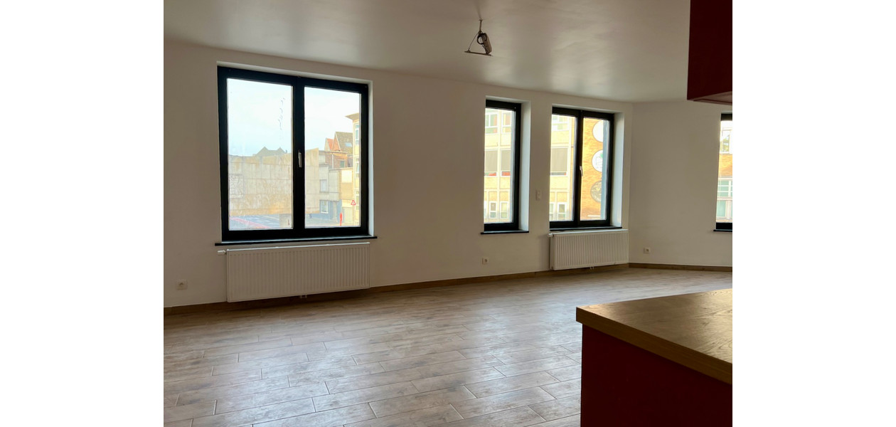 MODERN APPARTEMENT IN VOLLE CENTRUM - MET 2 SLPKMRS