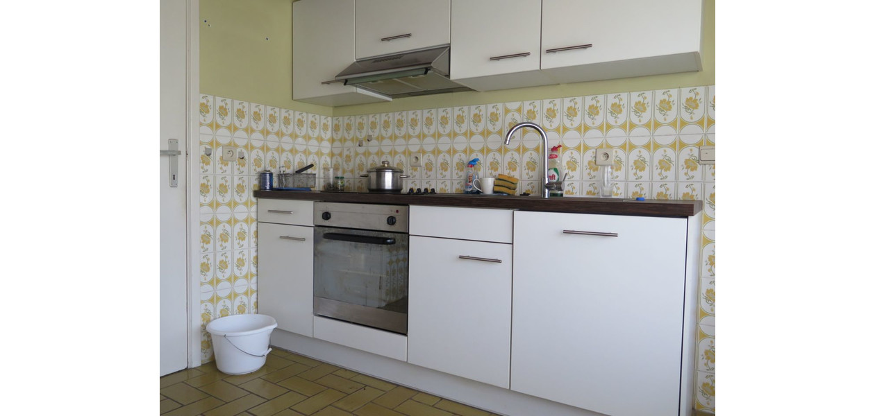 GEZELLIG APPARTEMENT, GROTE LEEFRUIMTE, VEEL LICHTINVAL