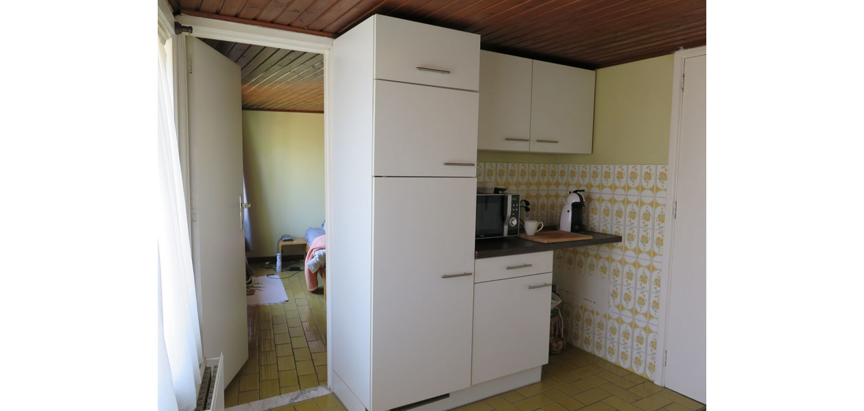 GEZELLIG APPARTEMENT, GROTE LEEFRUIMTE, VEEL LICHTINVAL