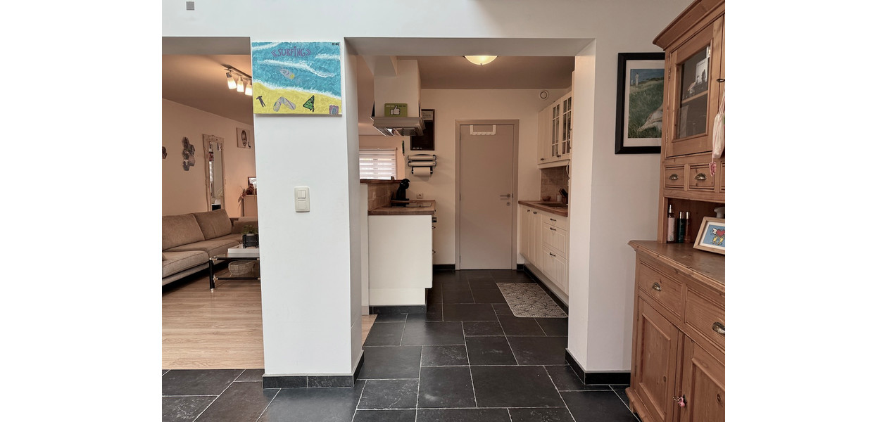 INSTAPKLARE RUIME FAMILIE WONING : 4 SLPKMRS - TUIN - GARAGE