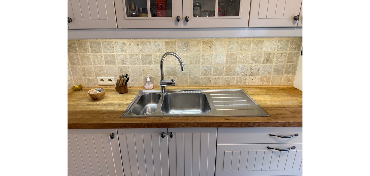 INSTAPKLARE RUIME FAMILIE WONING : 4 SLPKMRS - TUIN - GARAGE