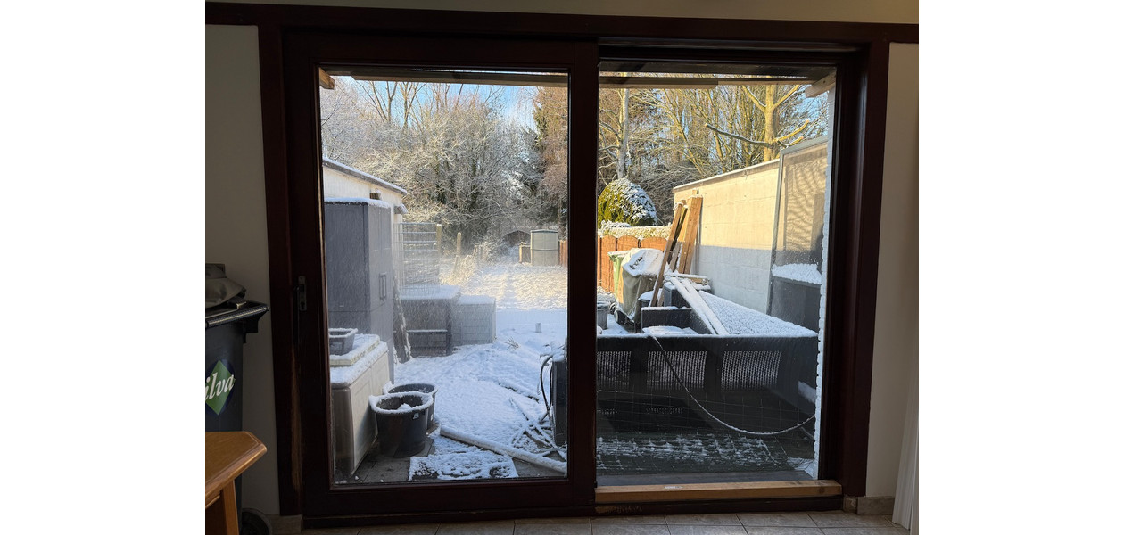 CENTRAAL GELEGEN FAMILIALE WONING MET 4 SLPKMRS EN TUIN.