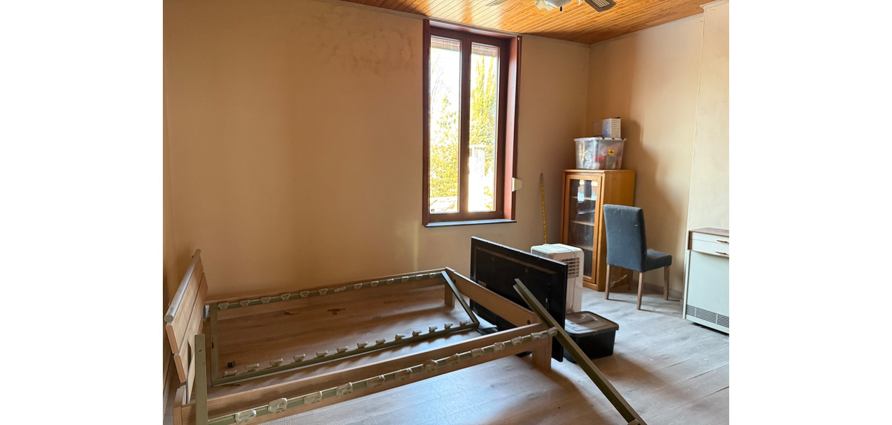 CENTRAAL GELEGEN FAMILIALE WONING MET 4 SLPKMRS EN TUIN.