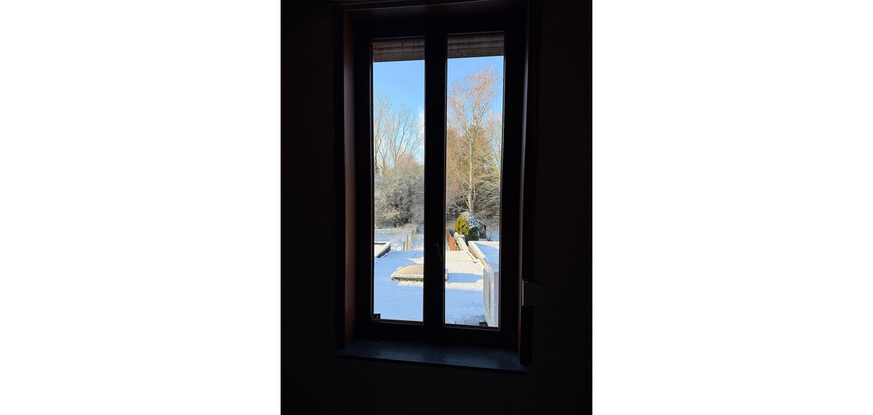 CENTRAAL GELEGEN FAMILIALE WONING MET 4 SLPKMRS EN TUIN.