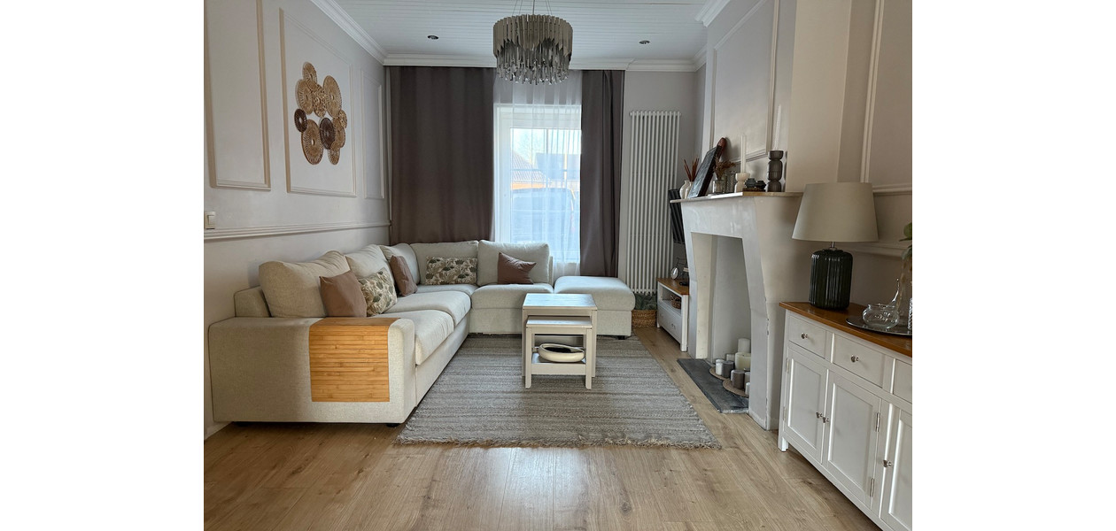 SUPER GEZELLIGE GERENOVEERDE WONING MET TUIN - INSTAPKLAAR