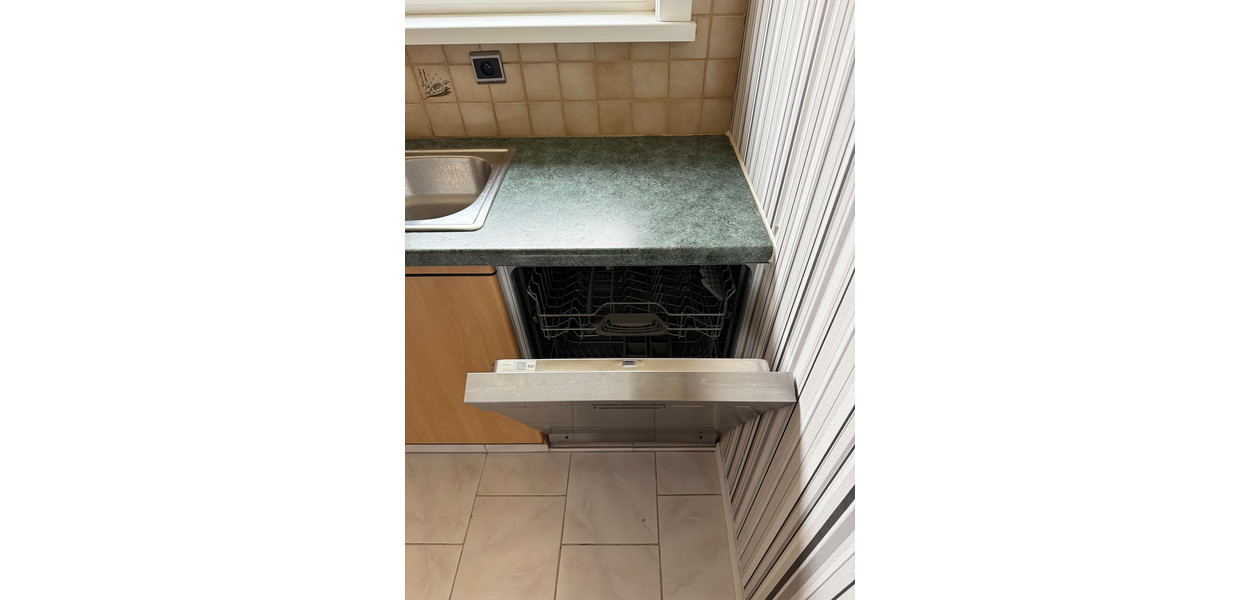 INSTAPKLARE BEL-ETAGE MET 3 SLPKMRS - TUIN & GARAGE