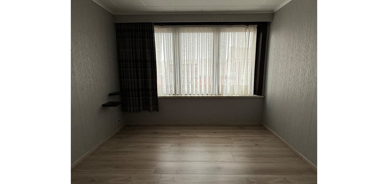 INSTAPKLARE BEL-ETAGE MET 3 SLPKMRS - TUIN & GARAGE