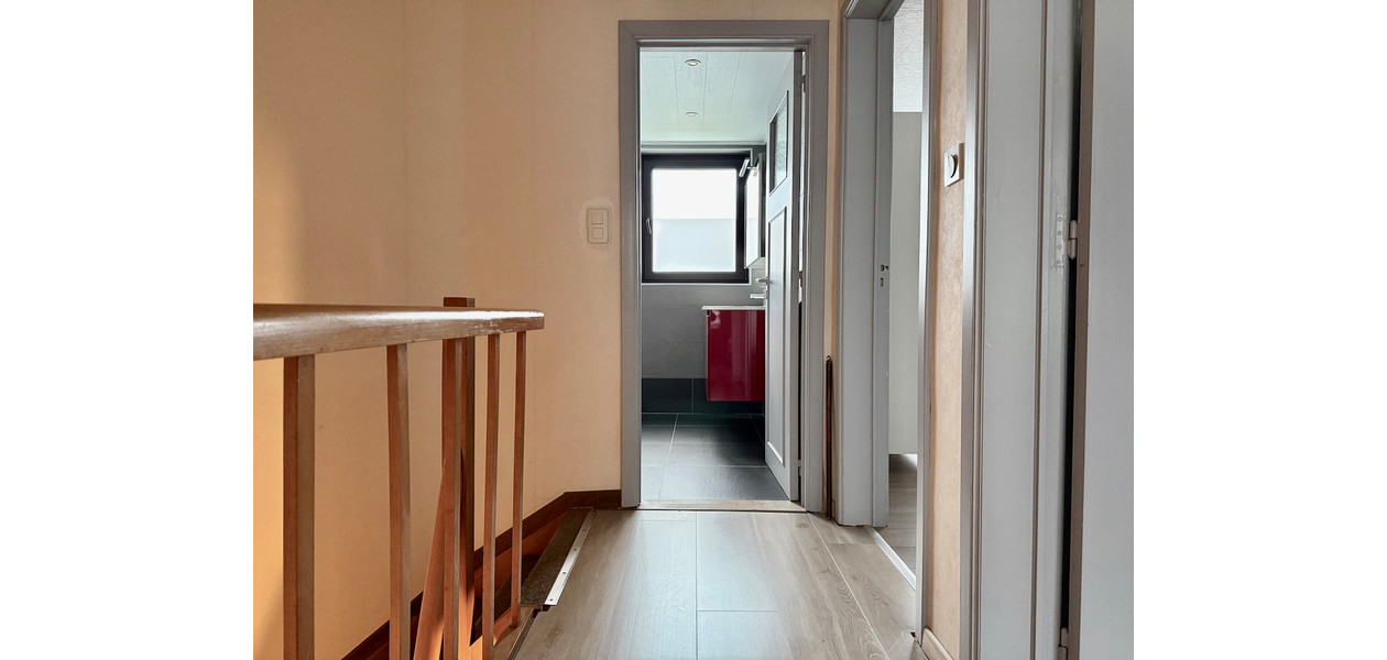 INSTAPKLARE BEL-ETAGE MET 3 SLPKMRS - TUIN & GARAGE