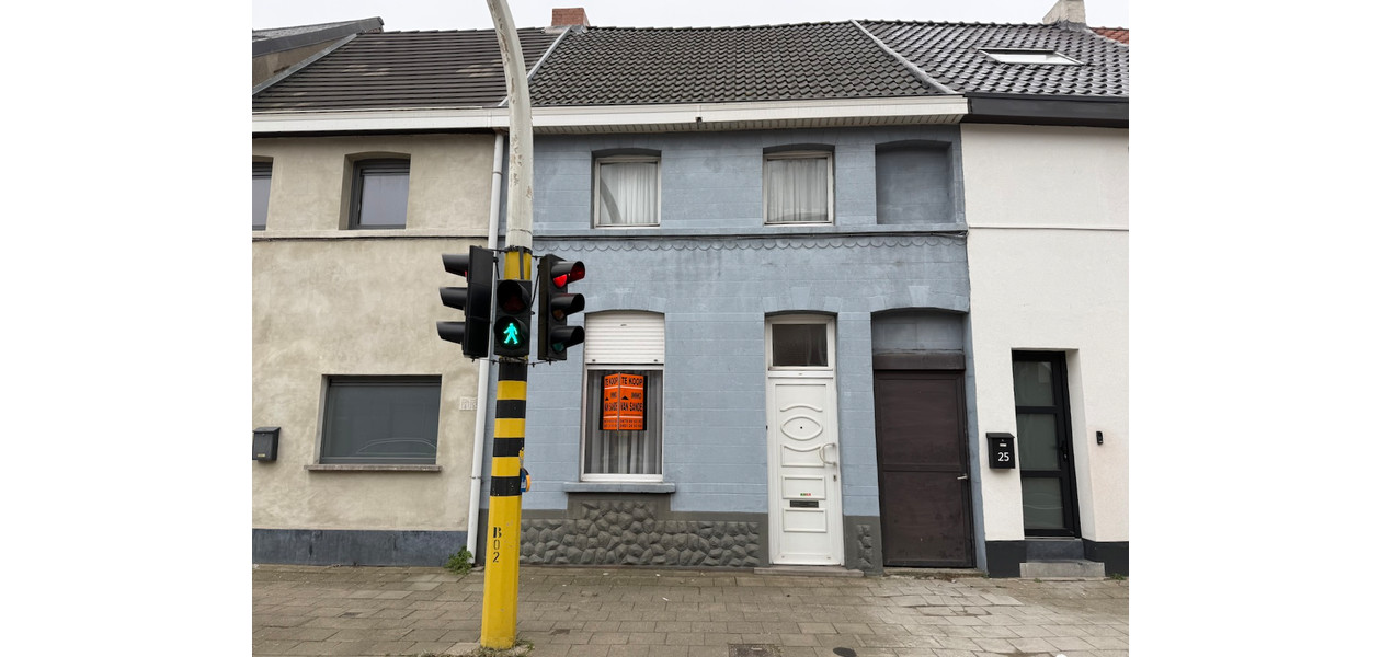 GEZELLIGE GEZINSWONING MET 3 SLAAPKAMERS EN TUIN