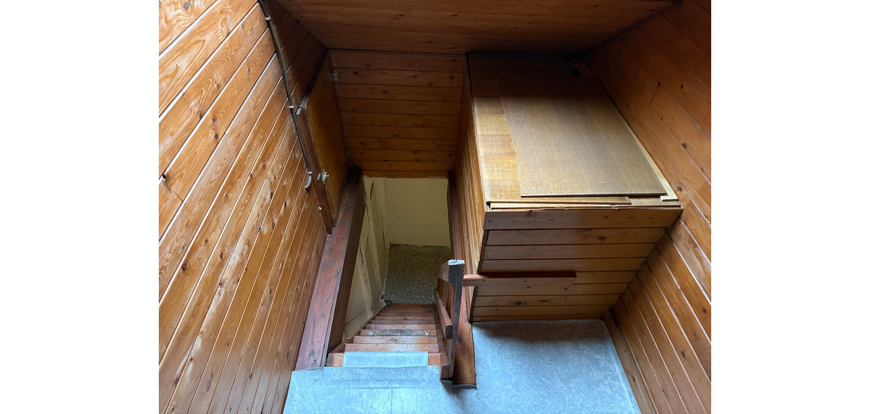 GEZELLIGE GEZINSWONING MET 3 SLAAPKAMERS EN TUIN