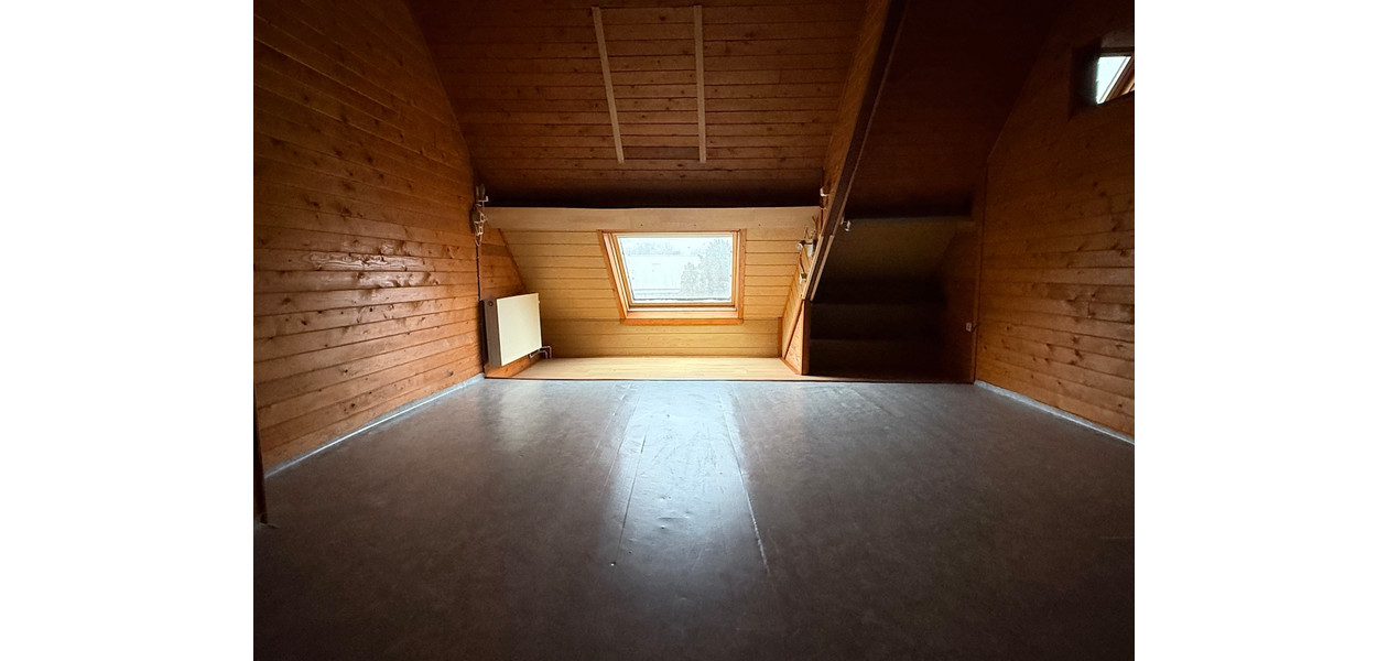 GEZELLIGE GEZINSWONING MET 3 SLAAPKAMERS EN TUIN