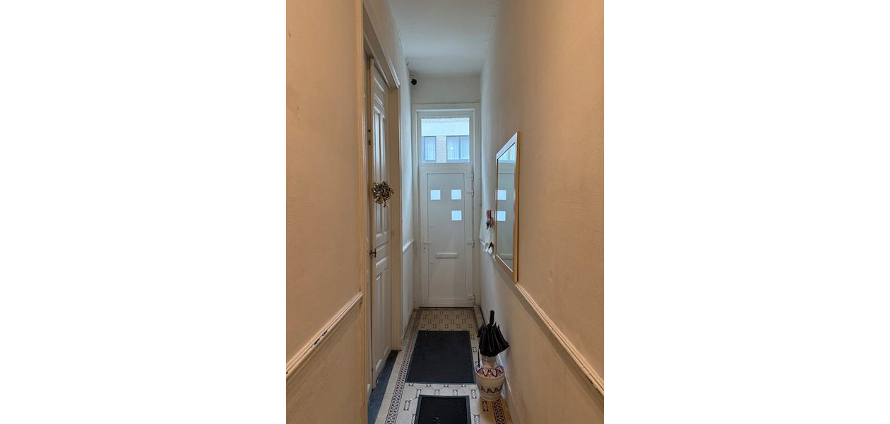 EN PLEIN CENTRE-VILLE, MAISON FAMILIALE - 3 CHAMBRES ET JARDIN