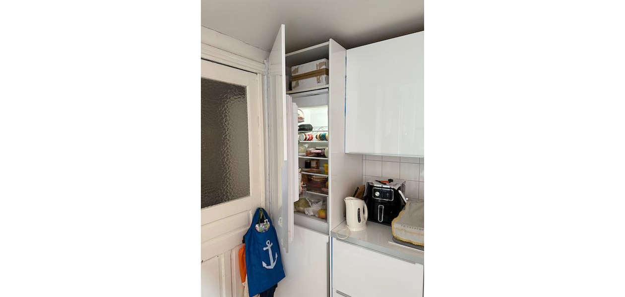 EN PLEIN CENTRE-VILLE, MAISON FAMILIALE - 3 CHAMBRES ET JARDIN