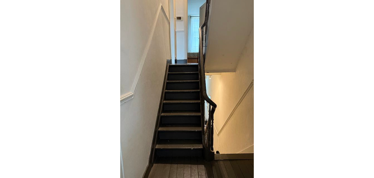 EN PLEIN CENTRE-VILLE, MAISON FAMILIALE - 3 CHAMBRES ET JARDIN