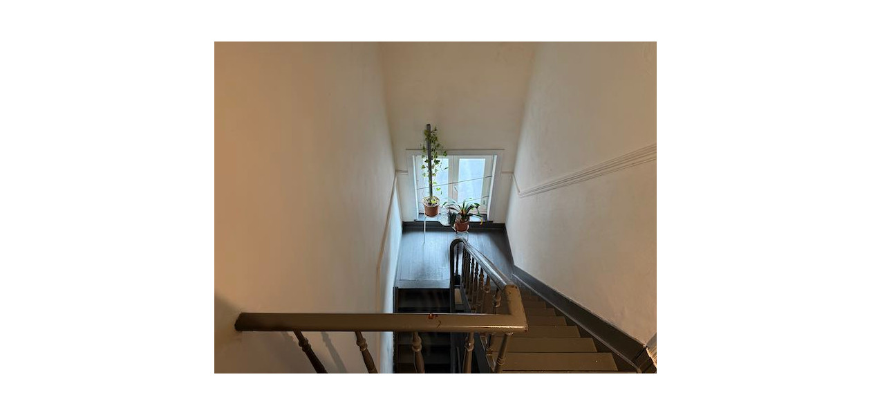 EN PLEIN CENTRE-VILLE, MAISON FAMILIALE - 3 CHAMBRES ET JARDIN