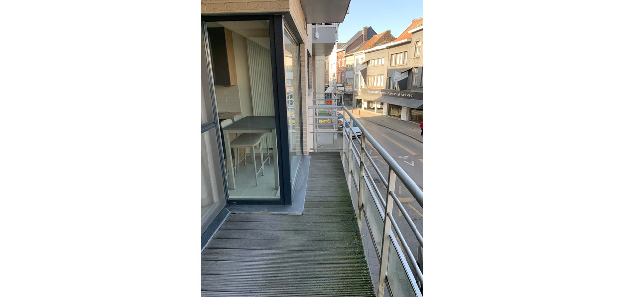 GEZELLIGE FLAT IN CENTRUM AALST - NABIJ STATION & WINKELS