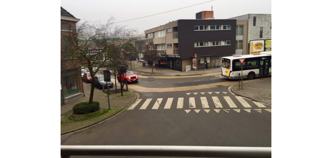 GEZELLIGE FLAT IN CENTRUM AALST - NABIJ STATION & WINKELS