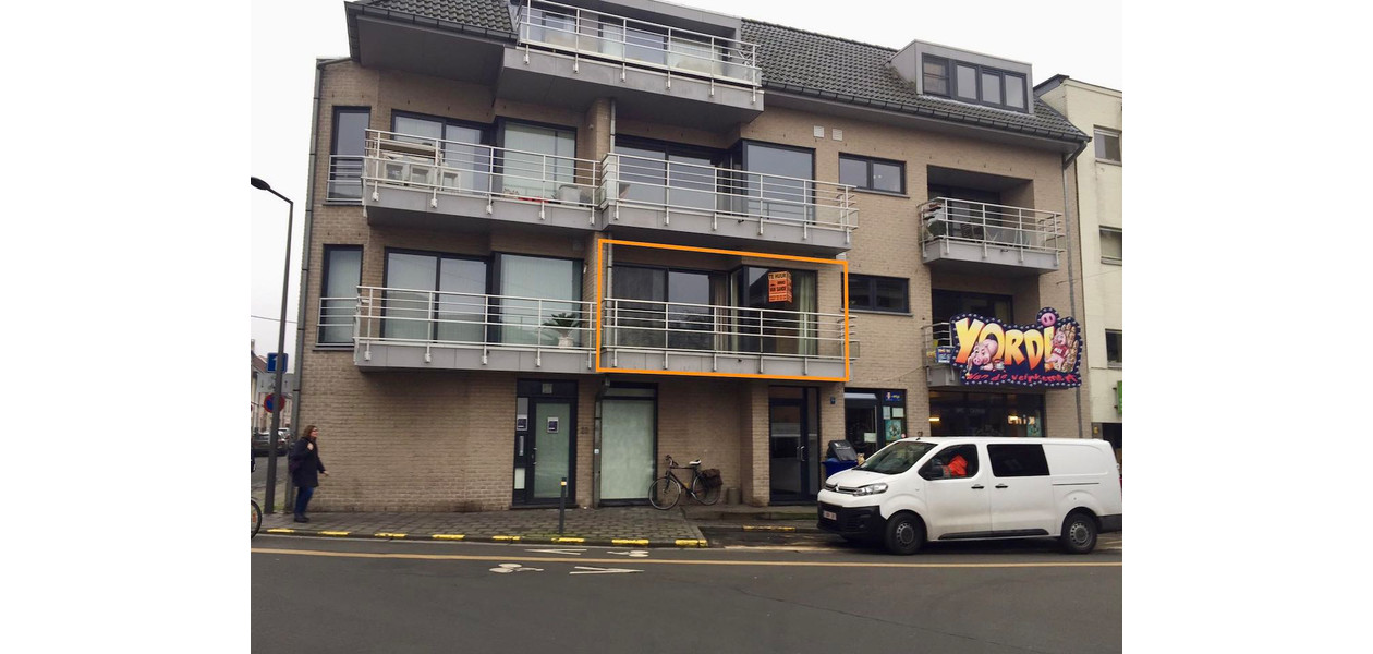 GEZELLIGE FLAT IN CENTRUM AALST - NABIJ STATION & WINKELS