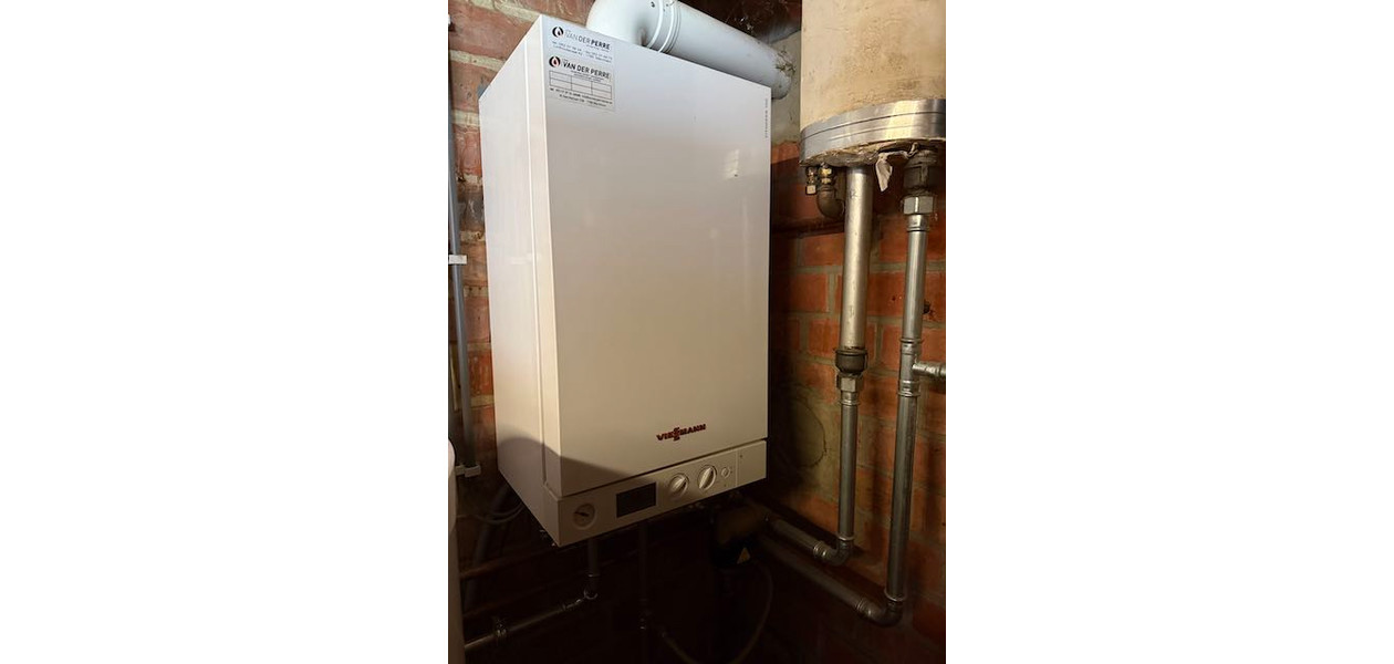 TROIS-FACADE SITUÉE AU CALME - 3 CHAMBRES - GARAGE - JARDIN