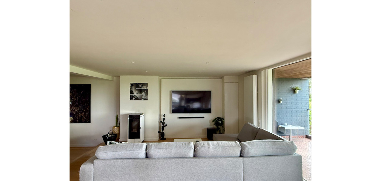 MODERNE VILLA, GEMODERNISEERD, 4 SLAAPKAMERS, ATELIER, IMMENSE TUIN