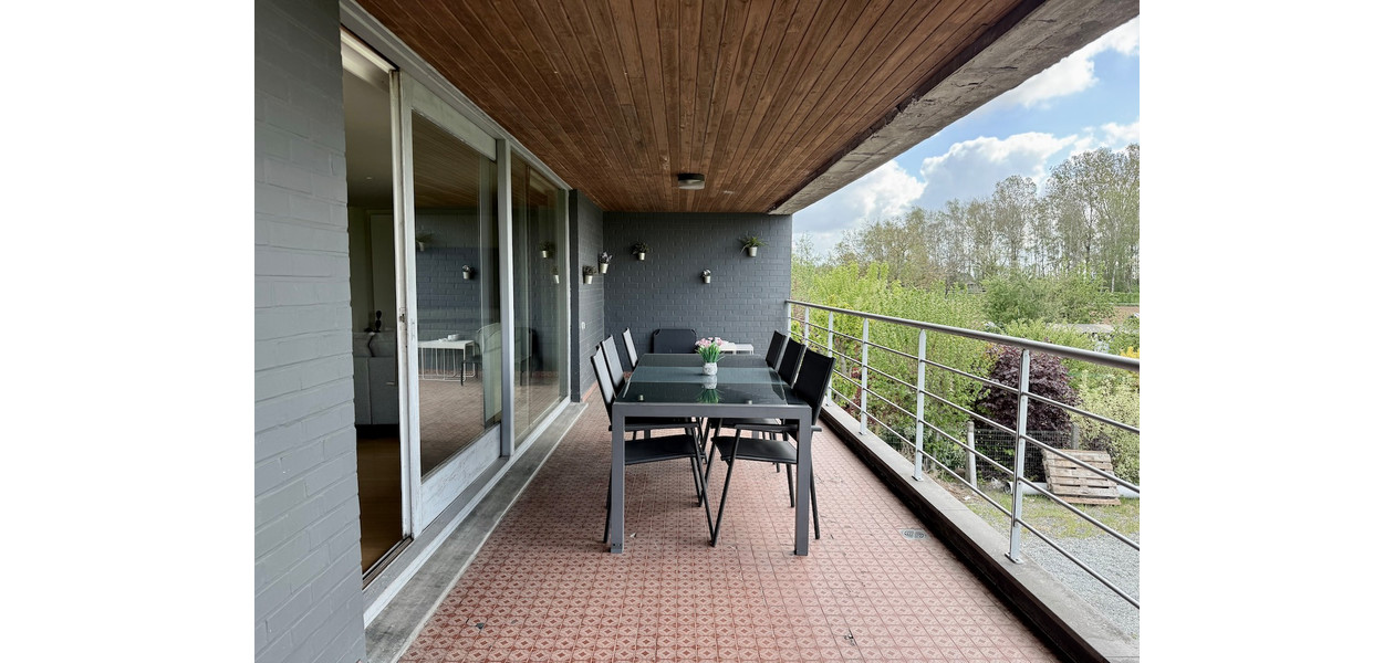 MODERNE VILLA, GEMODERNISEERD, 4 SLAAPKAMERS, ATELIER, IMMENSE TUIN