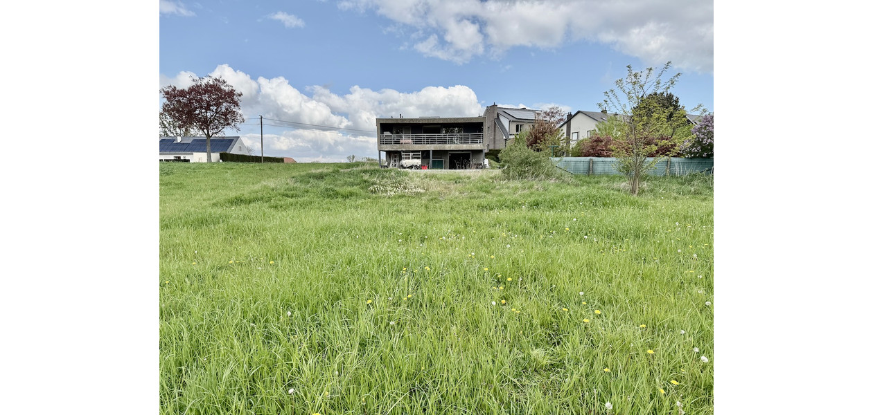 MODERNE VILLA, GEMODERNISEERD, 4 SLAAPKAMERS, ATELIER, IMMENSE TUIN