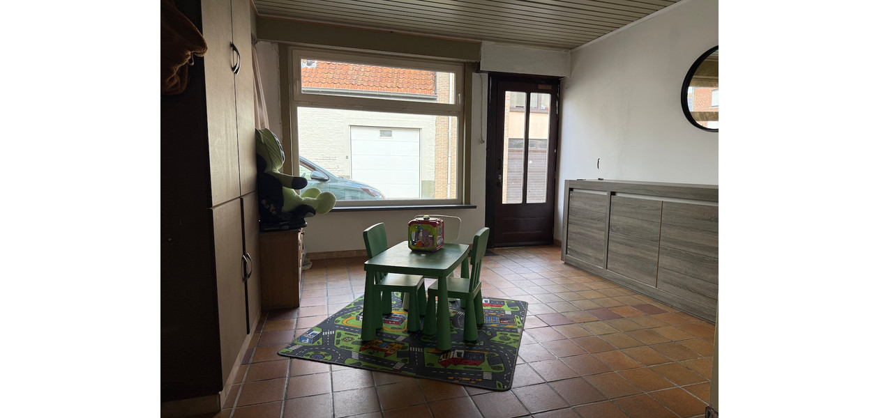 GEZELLIGE FAMILIALE WONING MET 3 SLPKMRS EN LEUKE TUIN