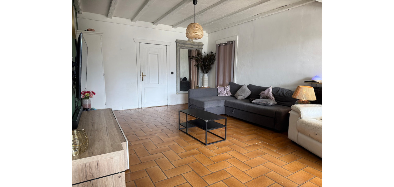 GEZELLIGE FAMILIALE WONING MET 3 SLPKMRS EN LEUKE TUIN