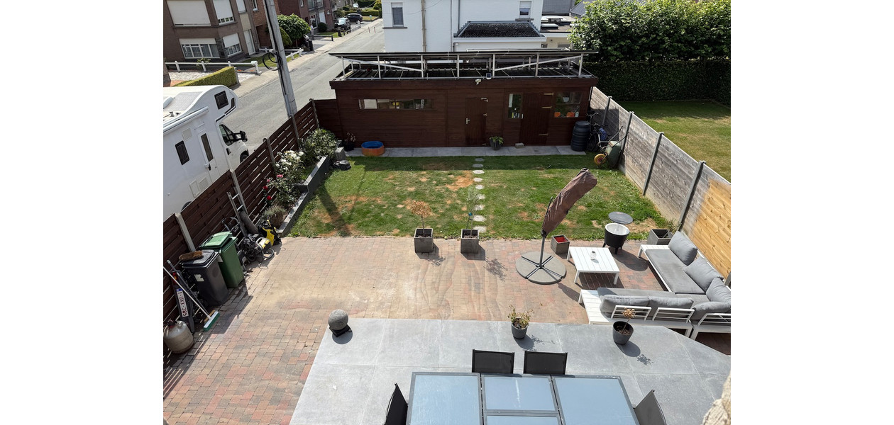 STIJLVOLLE HOB, UITERST RUSTIG GELEGEN, 3 SLPKMRS, GAR & TUIN