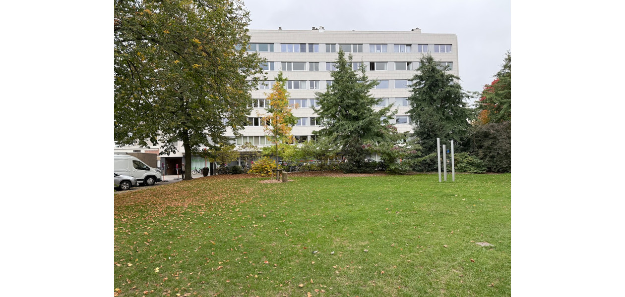 UNIEK GELEGEN RUIM APP MET 2 SLAAPKAMERS EN TERRAS