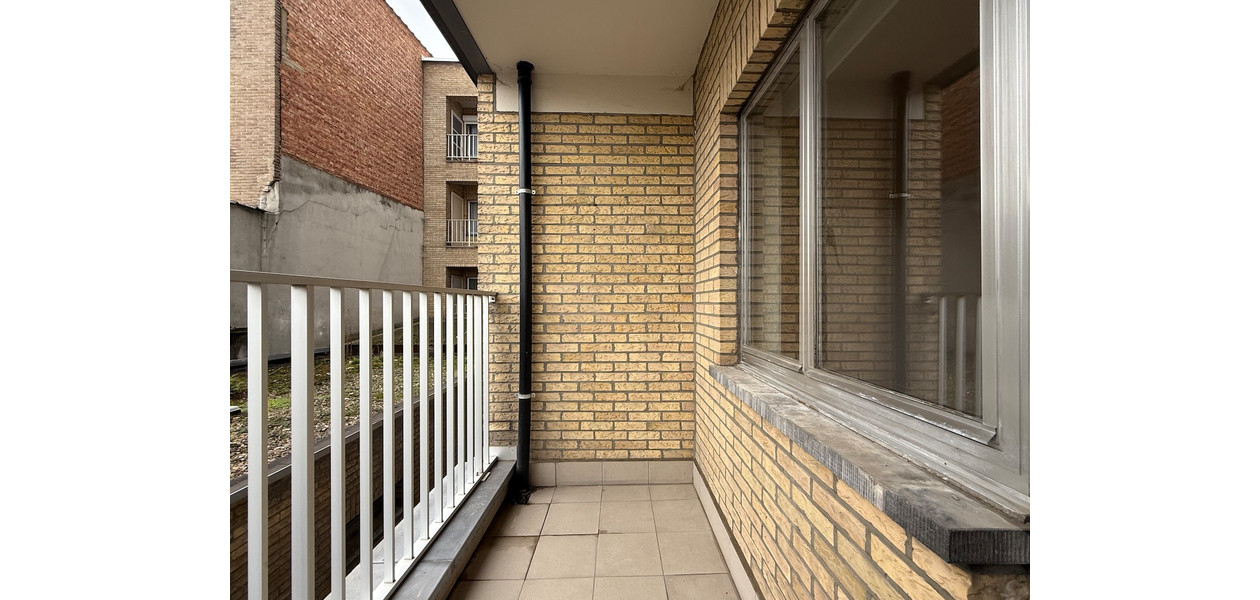 UNIEK GELEGEN RUIM APP MET 2 SLAAPKAMERS EN TERRAS
