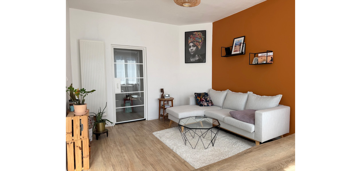 SUPER GEZELLIG APPARTEMENT, GERENOVEERD, TWEE SLAAPKAMERS