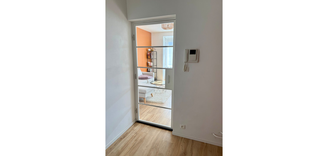 SUPER GEZELLIG APPARTEMENT, GERENOVEERD, TWEE SLAAPKAMERS