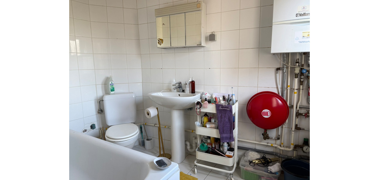 SUPER GEZELLIG APPARTEMENT, GERENOVEERD, TWEE SLAAPKAMERS