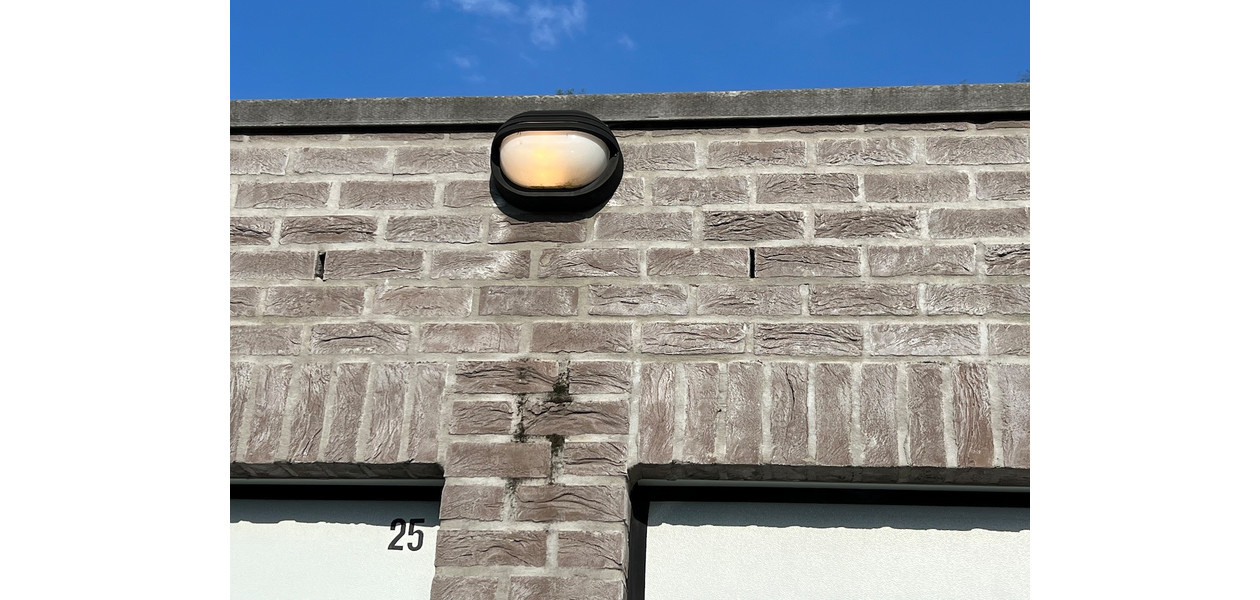 GARAGEBOX IN VOLLE CENTRUM. BEVEILIGDE SITE
